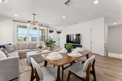 37677 Bay Breeze Street, Newark, CA 94560 - Photo 15