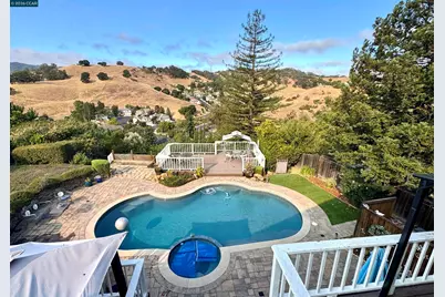 416 Verbena Court, Pleasant Hill, CA 94523 - Photo 29
