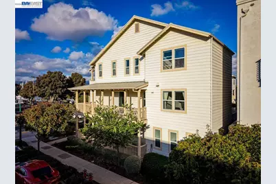 1826 Entrance Rd, Alameda, CA 94501 - Photo 1