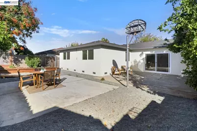 2362 Renfield Way, San Jose, CA 95148 - Photo 27