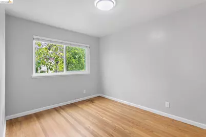 2425 Grant St, Berkeley, CA 94703 - Photo 17