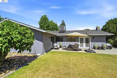 2870 Smoke Tree Cir, Stockton, CA 95209 - Photo 41