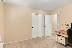 2870 Smoke Tree Cir, Stockton, CA 95209 - Photo 31