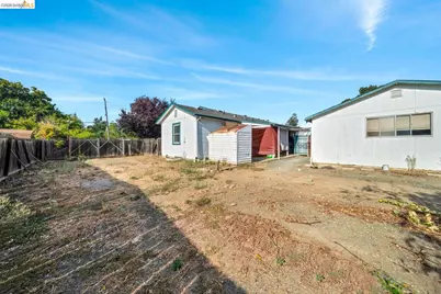 3742 Walnut Ave, Concord, CA 94519 - Photo 37
