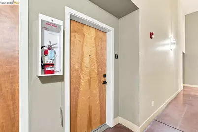 675 8th St #3, Oakland, CA 94607 - Photo 11