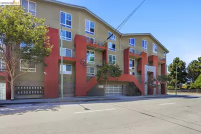 675 8th St #3, Oakland, CA 94607 - Photo 5
