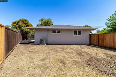1593 Mendocino Dr, Concord, CA 94521 - Photo 39