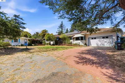 4618 Ewing Rd, Castro Valley, CA 94546 - Photo 1