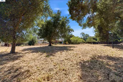4618 Ewing Rd, Castro Valley, CA 94546 - Photo 21