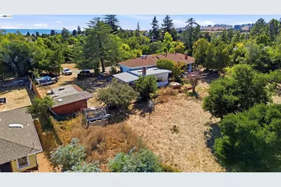 4618 Ewing Rd, Castro Valley, CA 94546 - Photo 45
