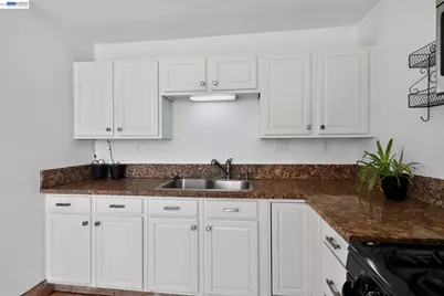 4262 Arthur Rd, Martinez, CA 94553 - Photo 5