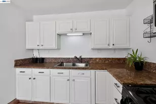4262 Arthur Rd, Martinez, CA 94553 - Photo 5