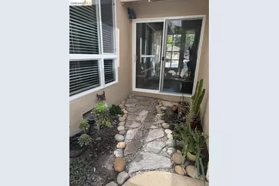 631 Sherree Ct, Martinez, CA 94553 - Photo 25