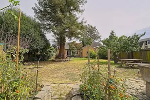 574 Broadmoor Blvd, San Leandro, CA 94577 - Photo 41