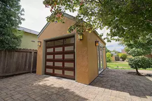 574 Broadmoor Blvd, San Leandro, CA 94577 - Photo 43