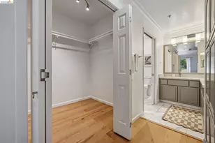 200 Caldecott Ln, Oakland, CA 94618 - Photo 31