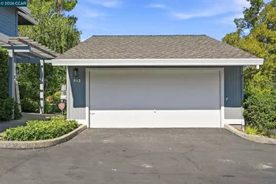 329 Grapevine Pl, Pleasant Hill, CA 94523 - Photo 25