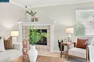 329 Grapevine Pl, Pleasant Hill, CA 94523 - Photo 5