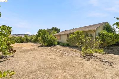 280 Pamela Ct, Vallejo, CA 94589 - Photo 31