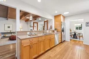66 Arlington Ct, Kensington, CA 94707 - Photo 31
