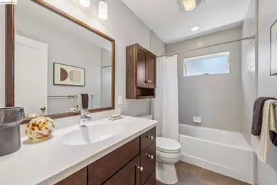 66 Arlington Court, Kensington, CA 94707 - Photo 59