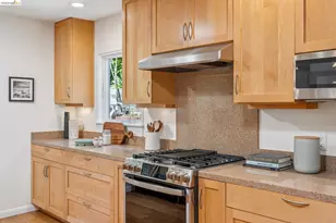 66 Arlington Ct, Kensington, CA 94707 - Photo 29