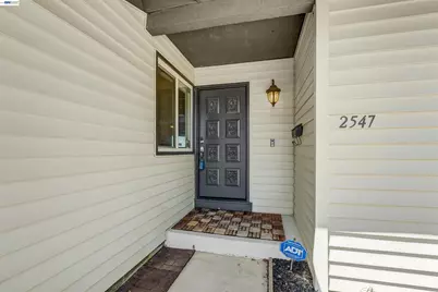 2547 Silvercrest Ct, Pinole, CA 94564 - Photo 3