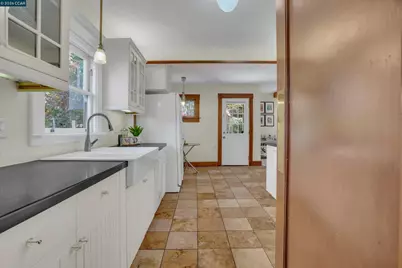 10 Green St, Martinez, CA 94553 - Photo 11