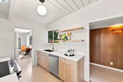 801 Richmond Ave, San Jose, CA 95128 - Photo 17