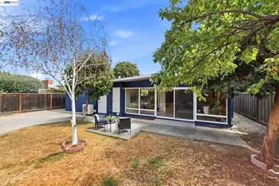 801 Richmond Ave, San Jose, CA 95128 - Photo 1