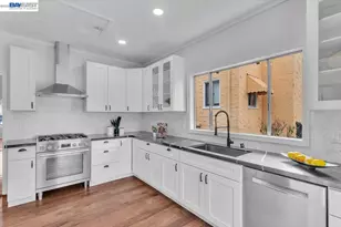 1029 Lincoln Ave, Alameda, CA 94501 - Photo 17