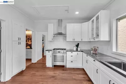 1029 Lincoln Ave, Alameda, CA 94501 - Photo 15