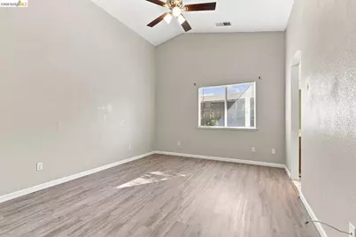 2008 Gordon Verner Cir, Stockton, CA 95206 - Photo 15