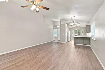 2008 Gordon Verner Cir, Stockton, CA 95206 - Photo 7