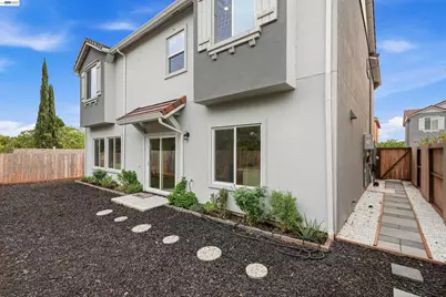 2722 Cowell Rd, Concord, CA 94518 - Photo 41