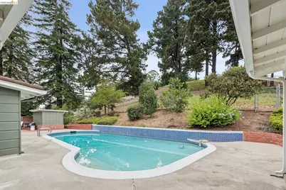 13474 Skyline Blvd, Oakland, CA 94619 - Photo 9