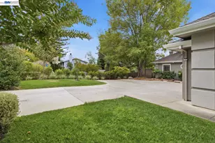 934 Wilmington Way, Redwood City, CA 94062 - Photo 5
