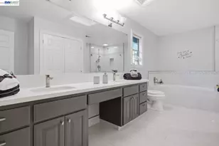 934 Wilmington Way, Redwood City, CA 94062 - Photo 37