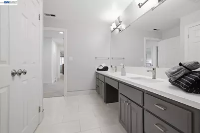 934 Wilmington Way, Redwood City, CA 94062 - Photo 43