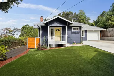3051 Parker Ave, Oakland, CA 94605 - Photo 1