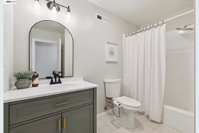 3051 Parker Ave, Oakland, CA 94605 - Photo 19