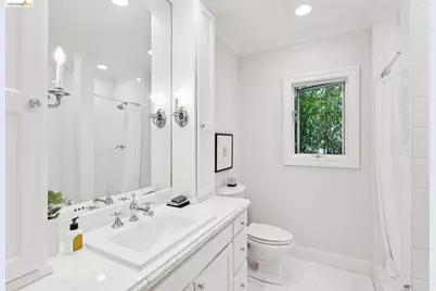 1115 Harvard Rd, Piedmont, CA 94610 - Photo 17