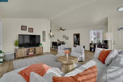 1840 Paris Ln #61, Antioch, CA 94509 - Photo 11