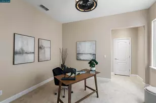 4990 Ridgefield Cir, Fairfield, CA 94534 - Photo 13