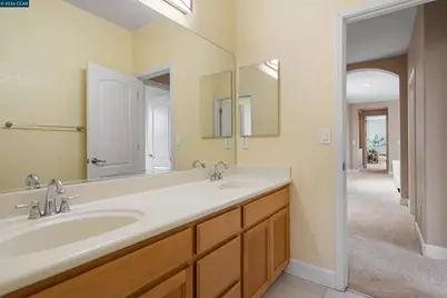 4990 Ridgefield Cir, Fairfield, CA 94534 - Photo 29