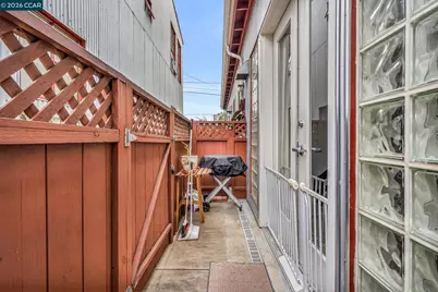 3116 Adeline St #110, Oakland, CA 94608 - Photo 25