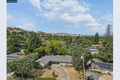 1013 Panadero Way, Clayton, CA 94517 - Photo 37
