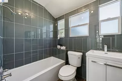 6031 Camden St, Oakland, CA 94605 - Photo 35
