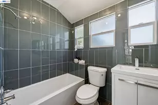 6031 Camden St, Oakland, CA 94605 - Photo 35
