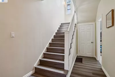 6031 Camden St, Oakland, CA 94605 - Photo 15